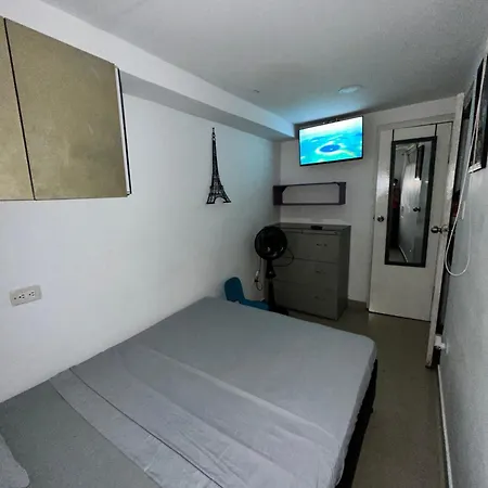 Hotel cápsula Caps 7-82